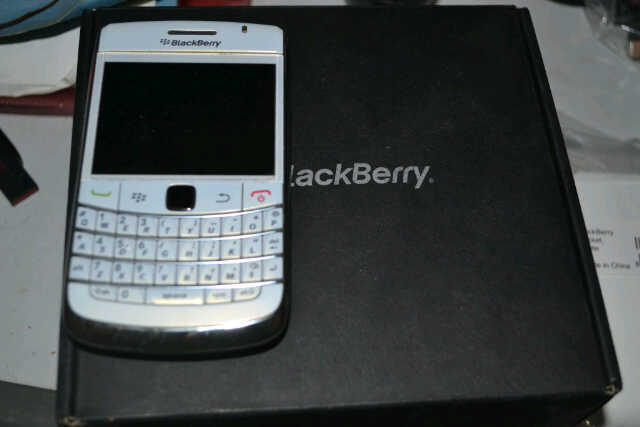 WTS Blackberry 9700 White Onyx1 garansi SS