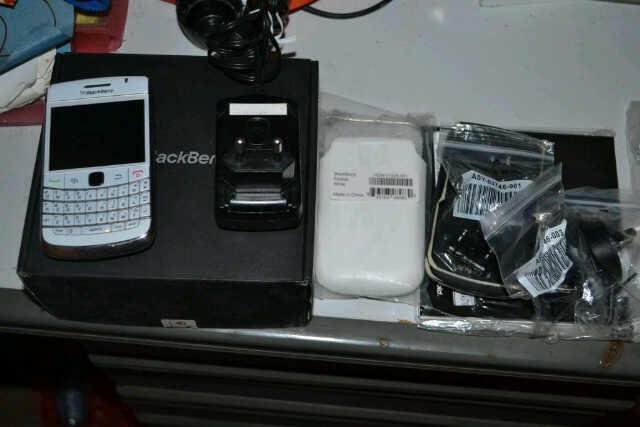 WTS Blackberry 9700 White Onyx1 garansi SS