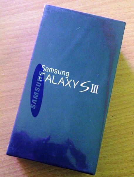 <BeKom> Samsung Galaxy SIII/S3 Pebble Blue BNIB 100% Garansi Resmi SEIN (Semarang)