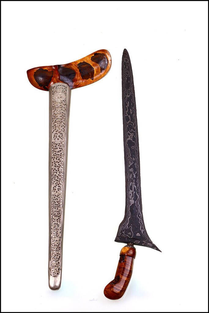KERIS BROJOL .PAMOR NGULIT SEMANGKA BILAH ORI .PUSAKA