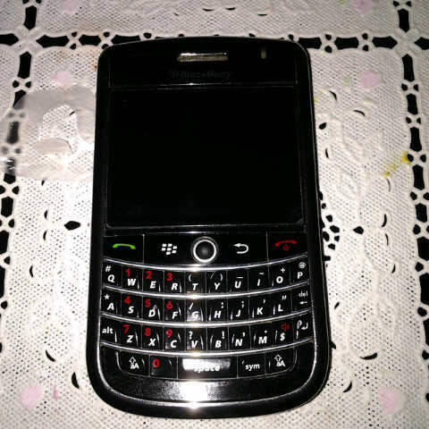 Sell off Blackberry Tour 9630 ( Grab it fast )