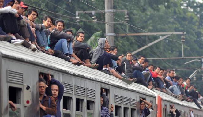 setujukah agan dengan kenaikan commuter line