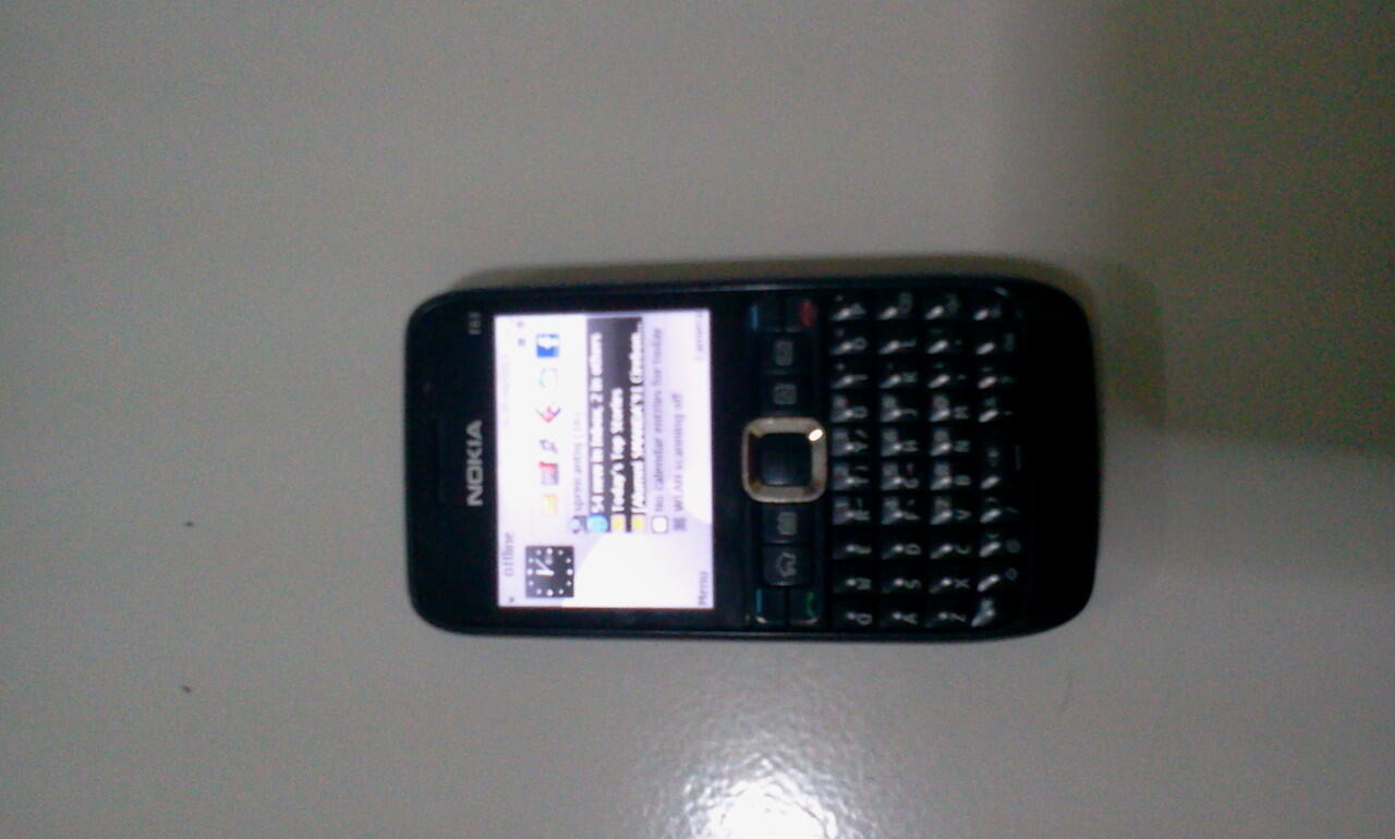 Jual Paket : HP Nokia E63 + Nexian Beat Box + Esia Conect + Samsung Candy Bar