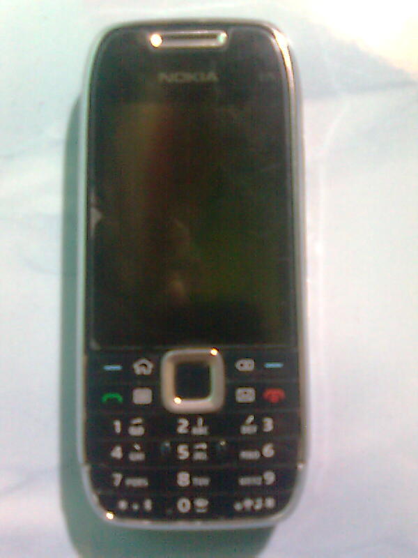 Cepat NOKIA E75 Black ( 650rb )