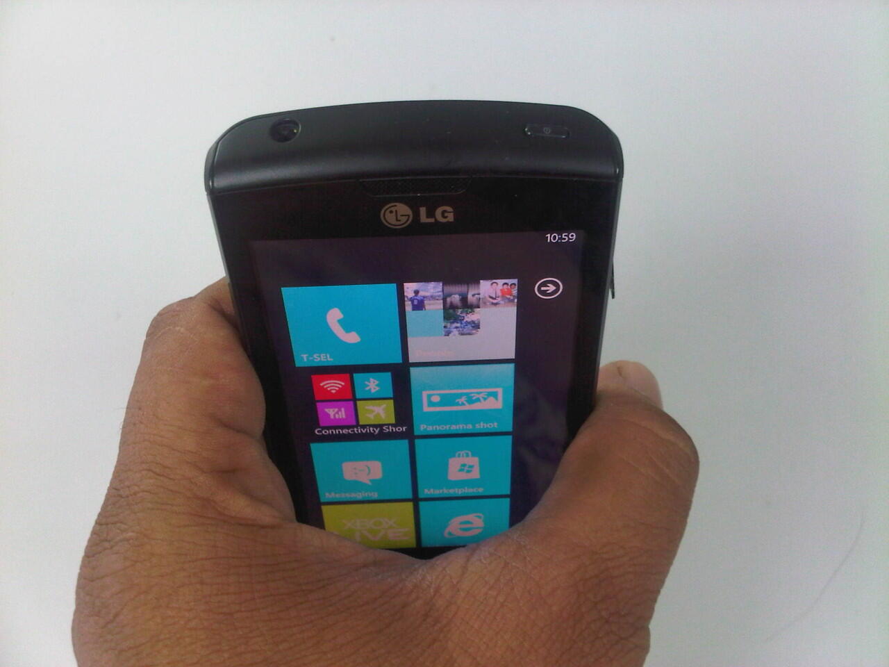 Jual LG E900 Windows 7,5 Mango...Ajiibb