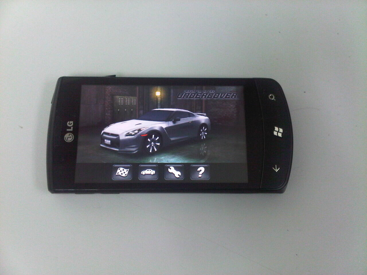 Jual LG E900 Windows 7,5 Mango...Ajiibb