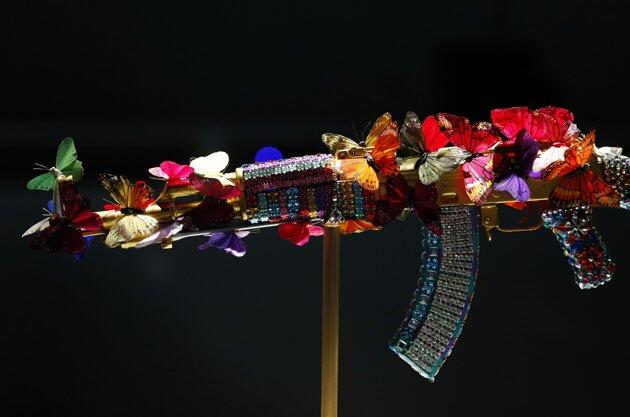 Jika Tentara Maju Perang Bawa Senjata Ini...