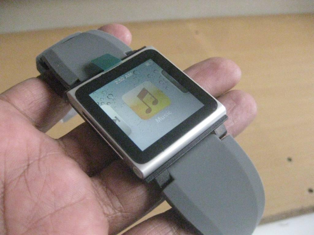 Ipod Nano 6th generation 8GB & I pod Nano 5th generation 8GB Love You Always Edition