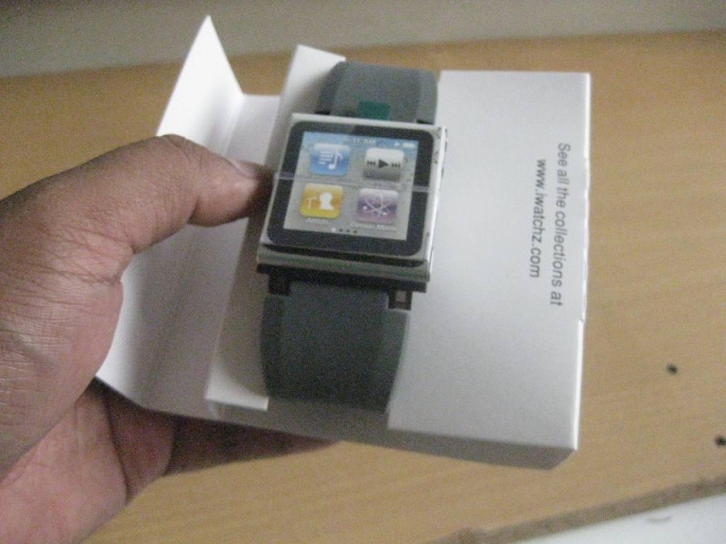 Ipod Nano 6th generation 8GB & I pod Nano 5th generation 8GB Love You Always Edition