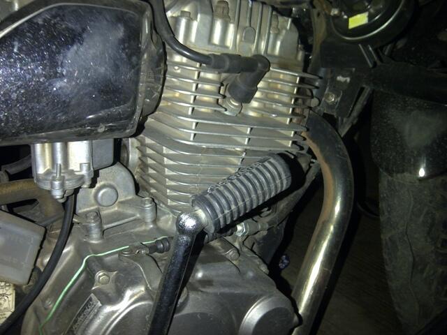 JUAL HONDA TIGER TAHUN 2005 PAJAK DEPOK CUMA 8,8 JUTA NEGO gan!!!