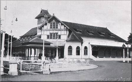 Tergusurnya bangunan Tempo Doeloe (Gedung Rakyat Indonesia Semarang)