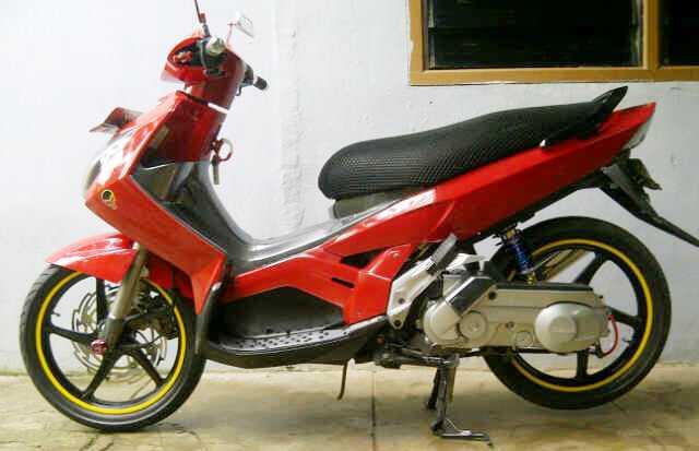 FOR SALE YAMAHA NOUVO Z tahun 2005 - murah