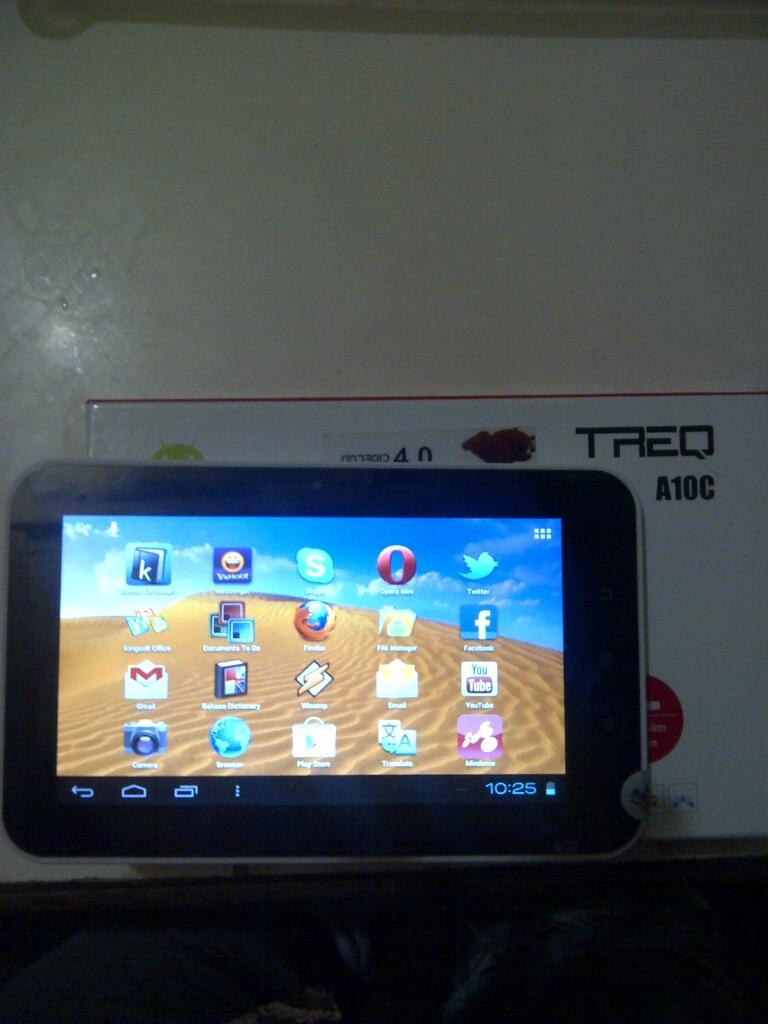 Tablet PC TREQ A10C Rp. 1000.000,- aja (nego tipis)