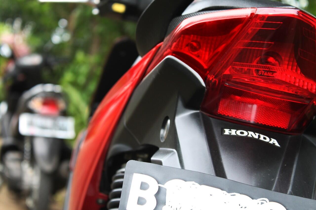 WTS HONDA BEAT CW MERAH TAHUN 2009