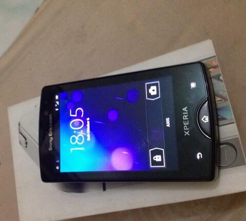 sony ericsson xperia mini pro (sk17i)