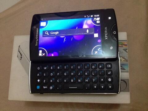 sony ericsson xperia mini pro (sk17i)