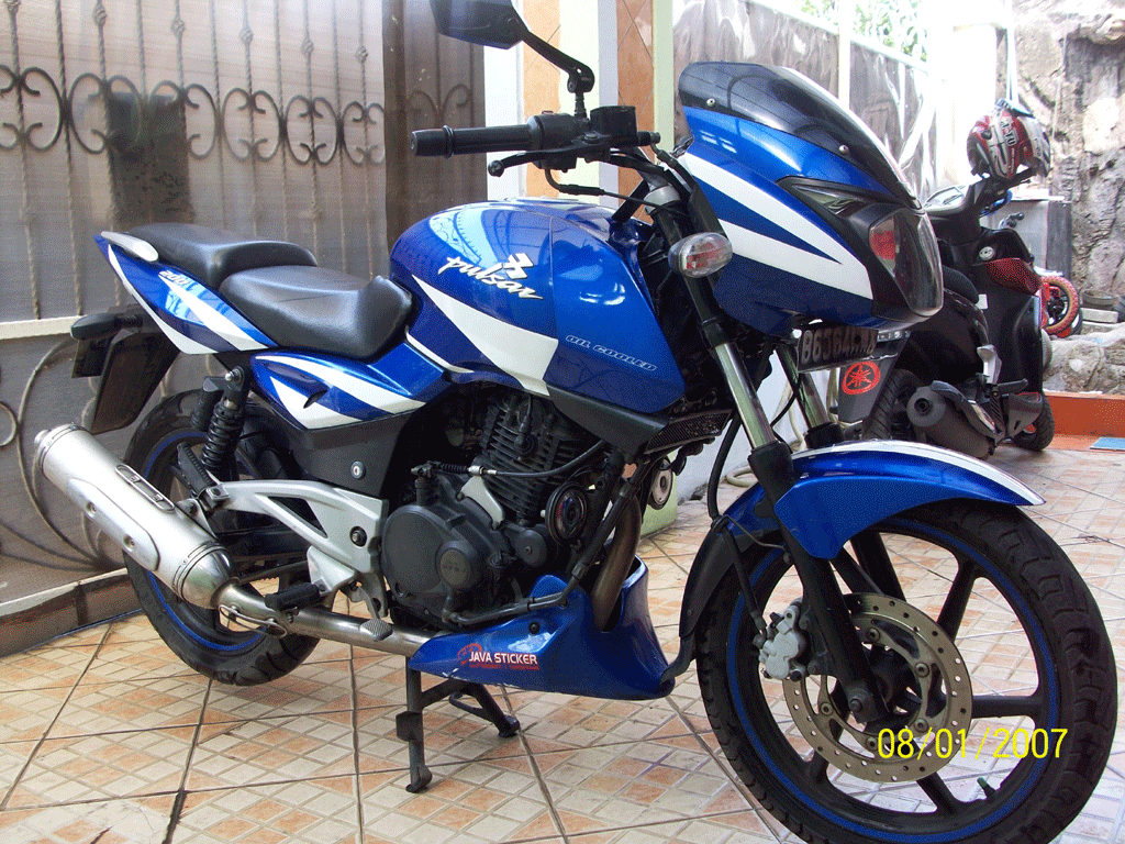 Pulsar 200