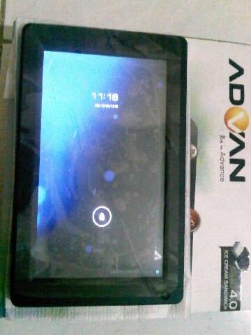 wts ADVA T2i TABLET PC ANDROID 4.0 99% NEW (850k)