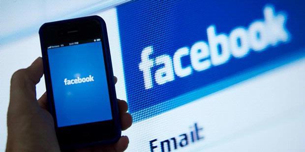 Fakta Facebook, dari 100 Juta ke 1 Miliar