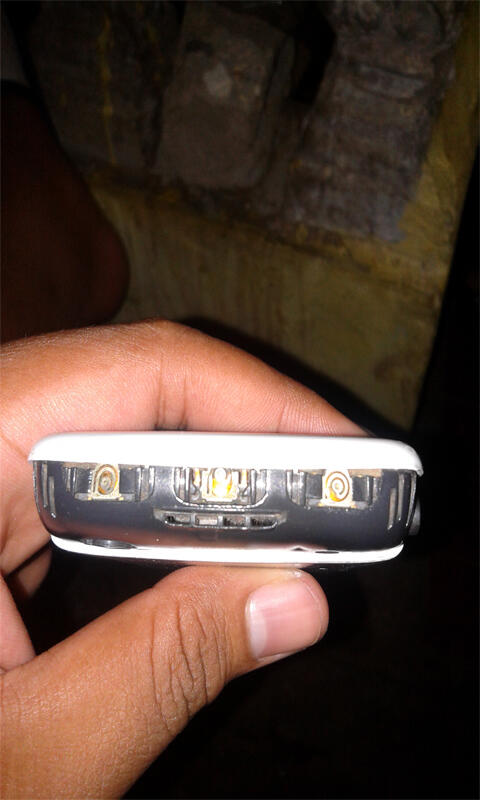 Blackberry 8520 (gemini putih)