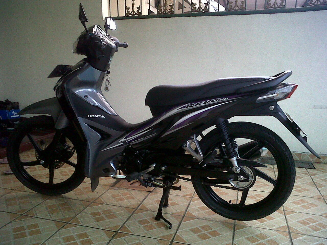 Di Jual Honda Absolute cw 2011 - Hitam