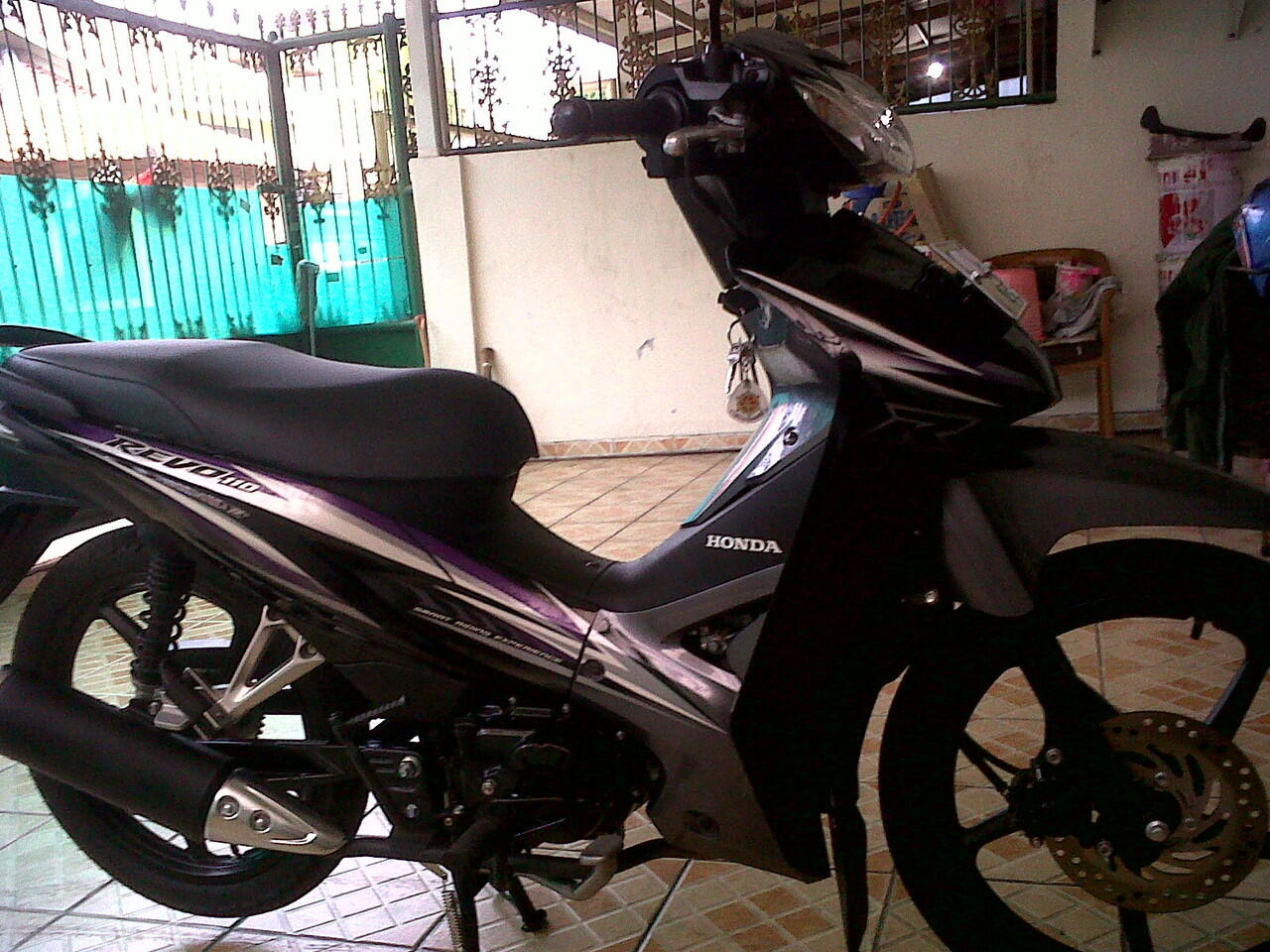Di Jual Honda Absolute cw 2011 - Hitam