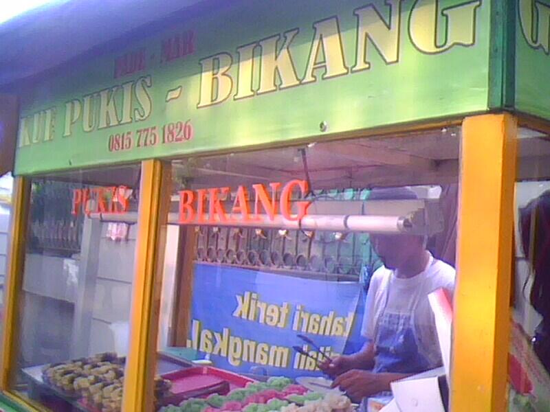 jual kue basah paling enak terkenal n murah,