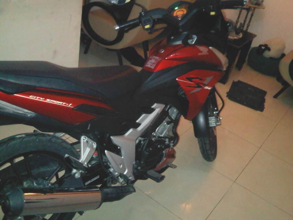 HONDA CS1 2009