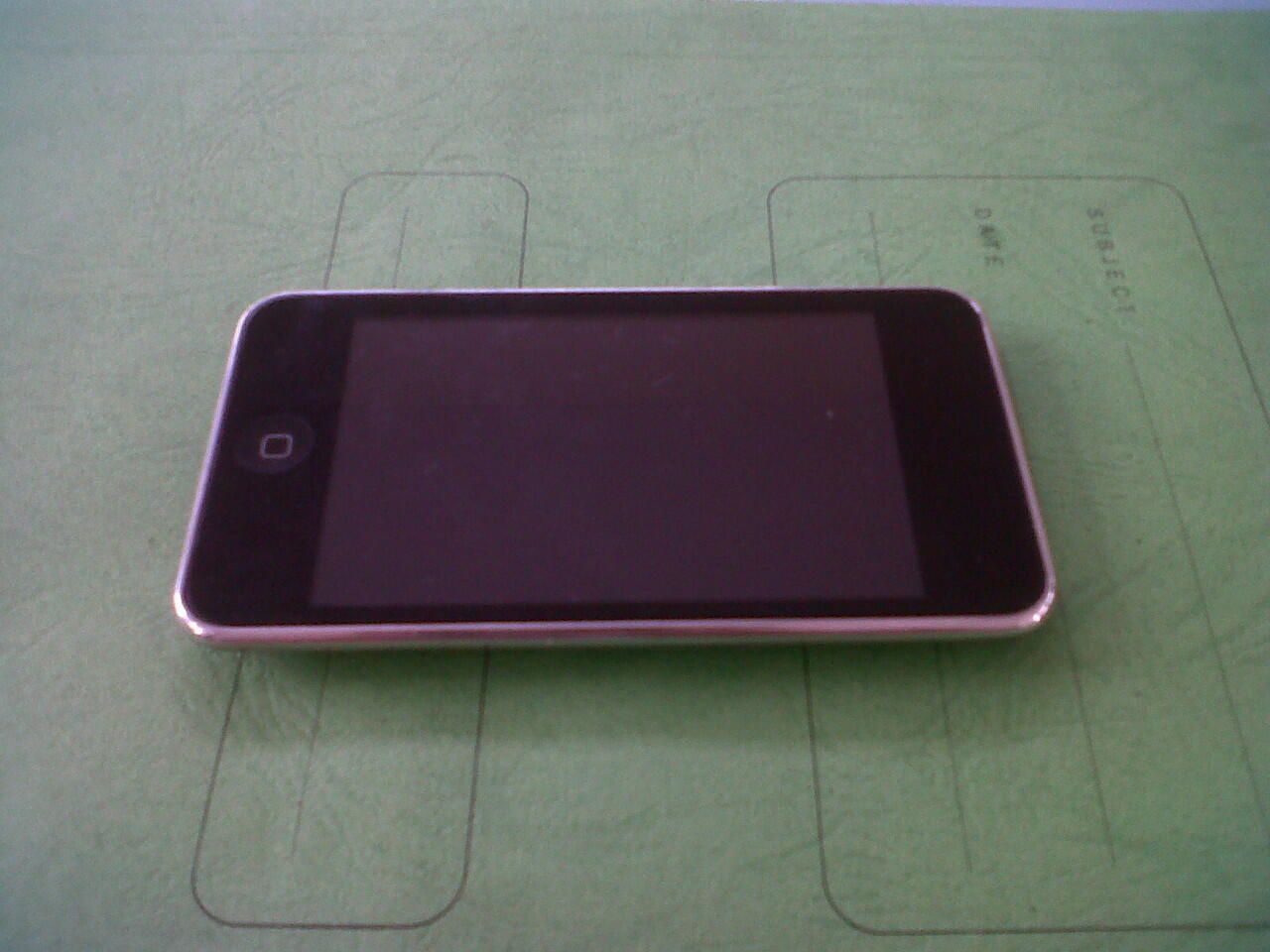 ipod touch generasi 3rd 8gb