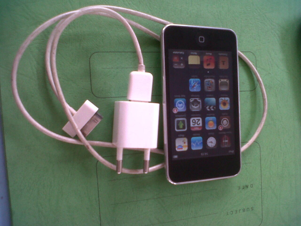 ipod touch generasi 3rd 8gb
