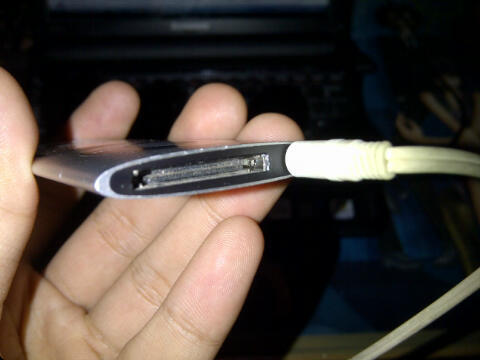 IPOD NANO GEN 4 8GB LIKE NEW (MULUS)