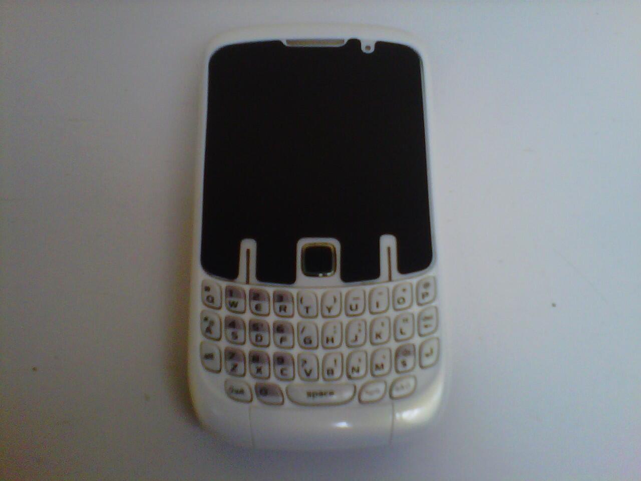 bleckberry gemini 8520, muluss white putih masih garansi CTN