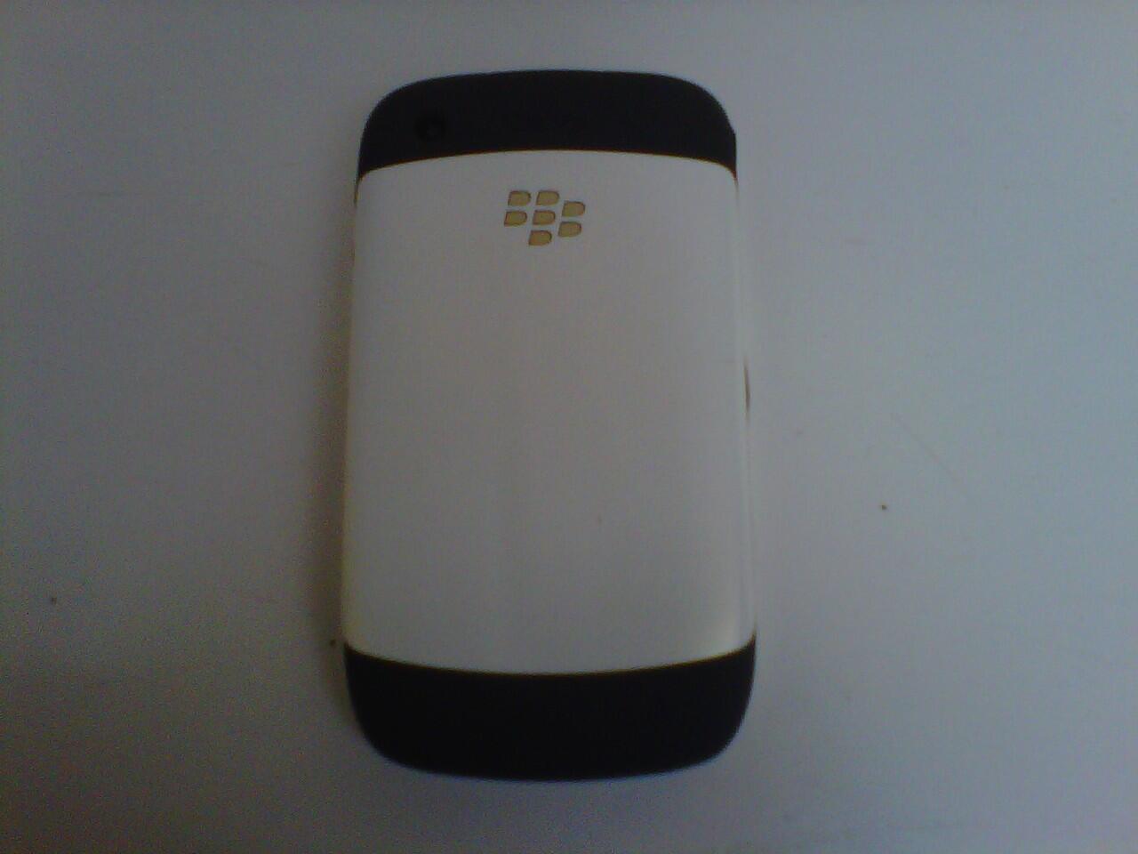 bleckberry gemini 8520, muluss white putih masih garansi CTN