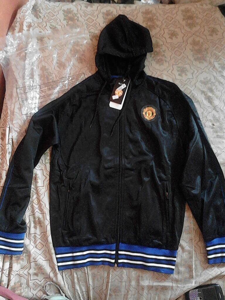 jaket hodie club MANCHESTER UNITED