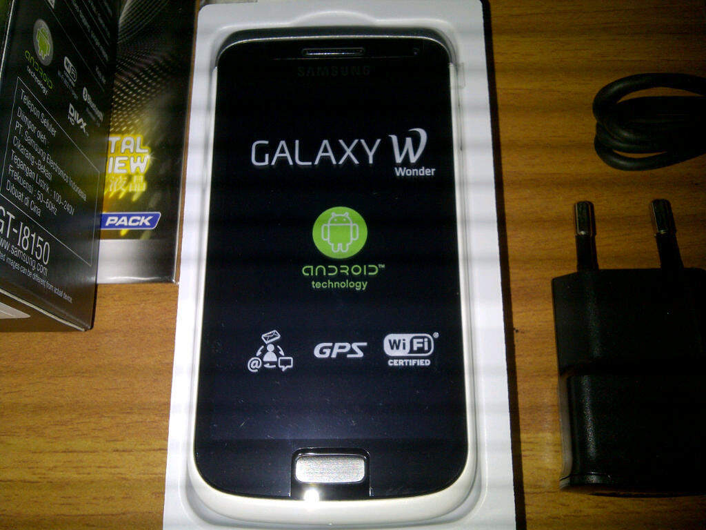 Samsung Galaxy Wonder I8150 White like new murah