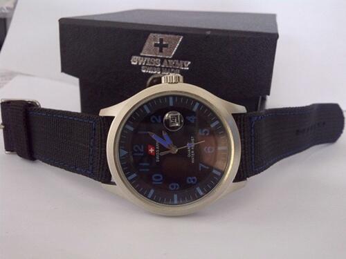 JAM TANGAN SWISS ARMY 802 KANVAS