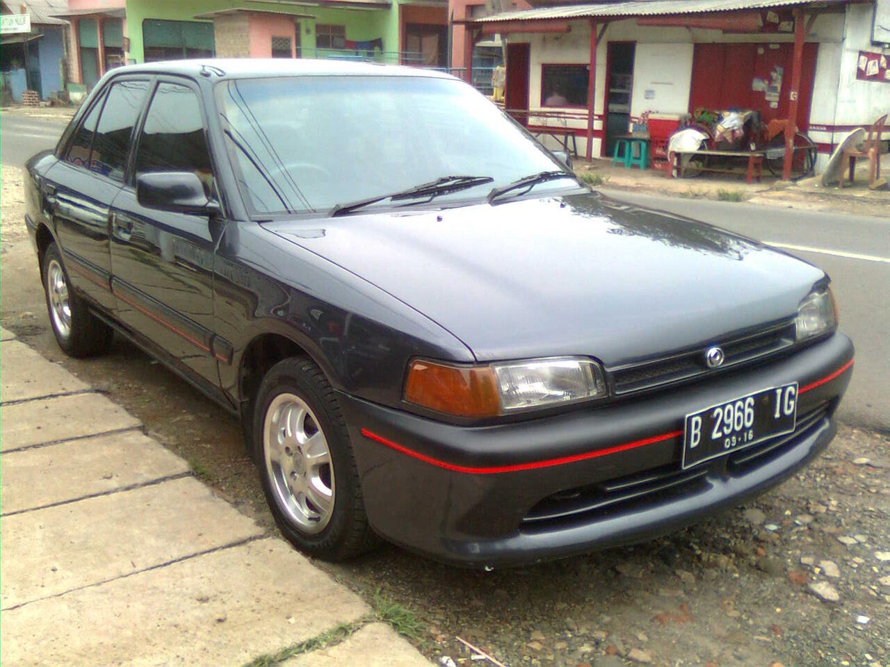 MAZDA INTERPLAY 323 th.1995 ABU-ABU Mtlk
..BODI MULUS