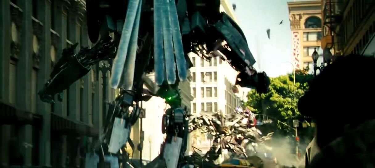 Blackout (Transformers): Decepticon terbesar, dan bertugas sebagai transportasi