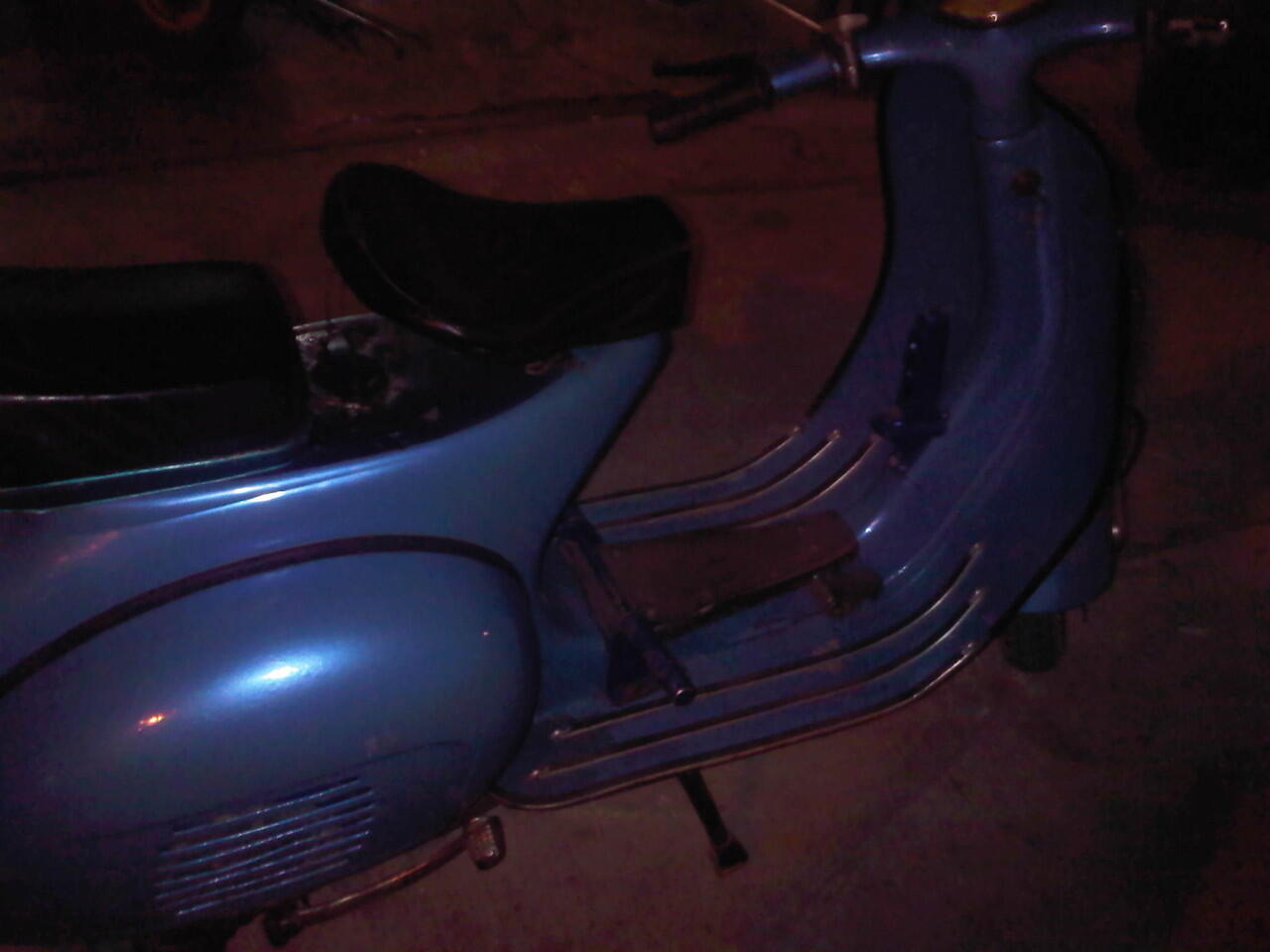 DIJUAL VESPA 1965 VBB BIRU