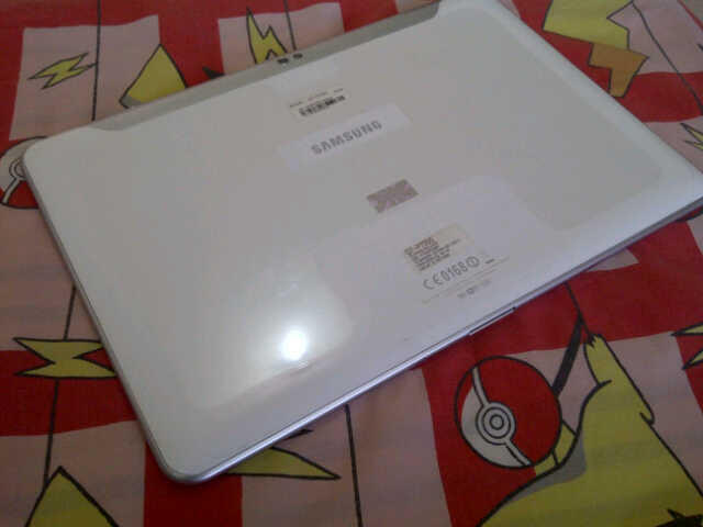 JUAL CEPAT SAMSUNG GALAXI TAB 10.1' GT P7500 SANGAT MURAH.
