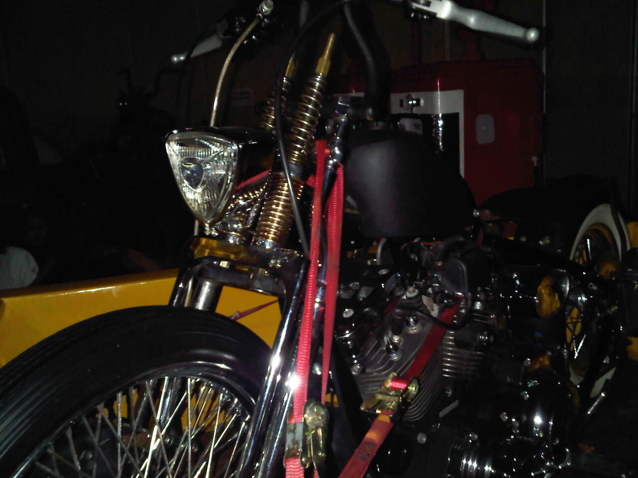 Motor Custom Harley Davidson sportster 1200c tahun 2003