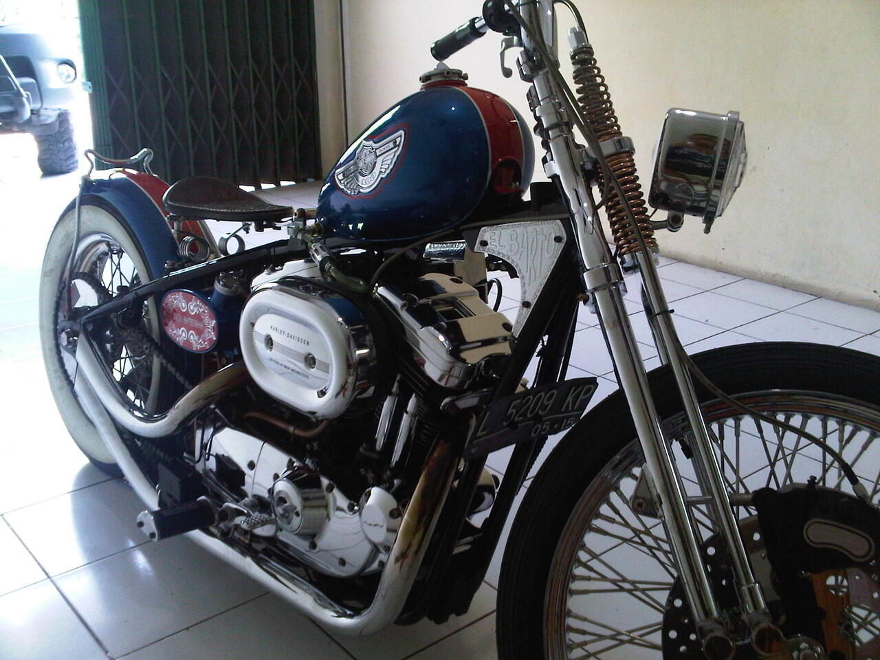 Motor Custom Harley Davidson sportster 1200c tahun 2003