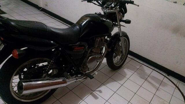 Suzuki Thunder 250 Bandung