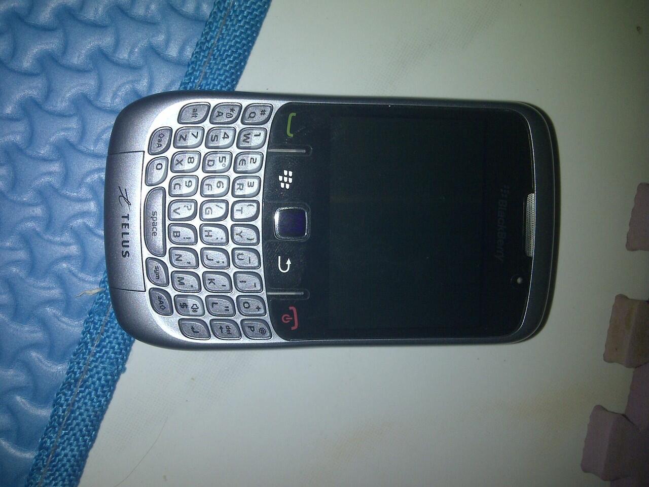 jual blackberry 8530 aries 99,2% mulus
