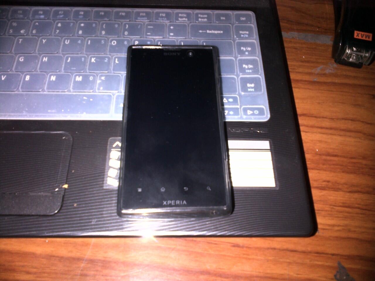 Barter Galaxy Note agan dengan Sony Xperia Ion ane ( Surabaya)