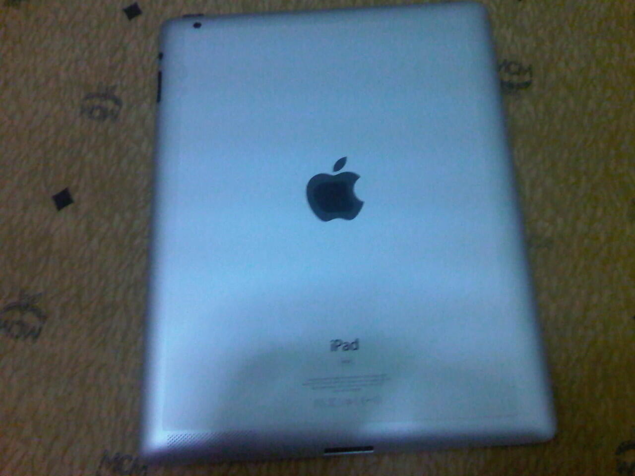WTS Ipad 2 Black 16 gb WiFi Only