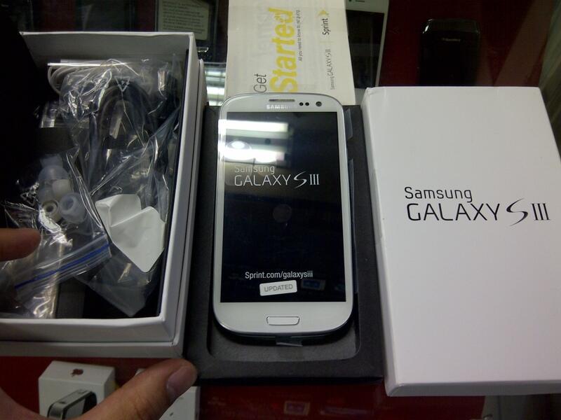 Samsung Galaxy S3 Harga Rp.3.500.000,- Call: +62856-5639-7135