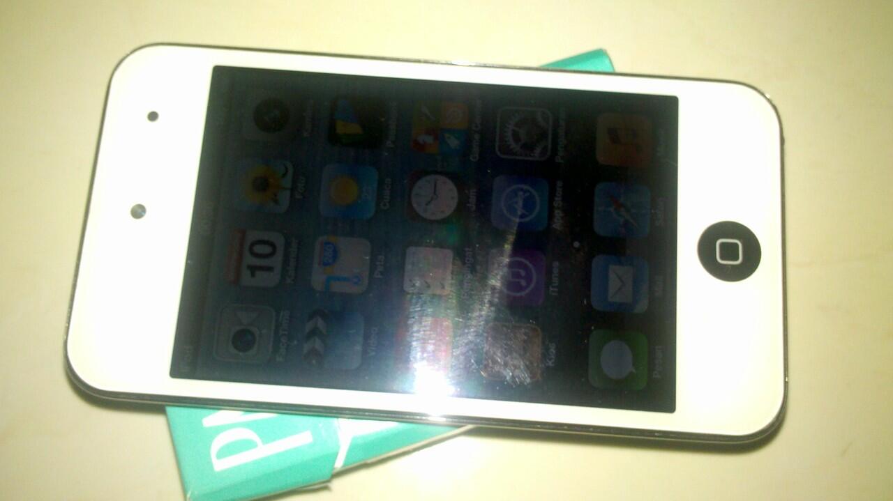 WTS IPOD TOUCH 4 32GB Version 6.0, JUAL CEPET AJA -MANTAP DAH POKOKNYA-
