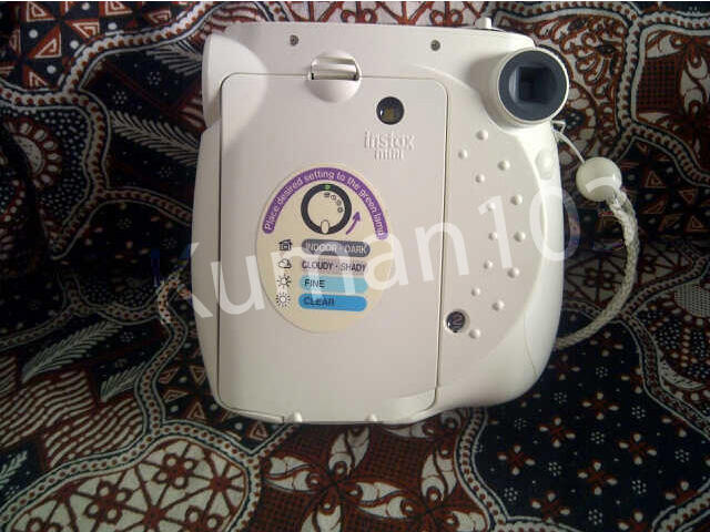 Kualitas Dijamin dan banyak bonusnya Kamera Polaroid FUJIFILM Instax Mini 7s White
