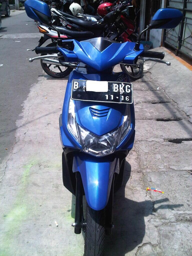 HONDA BEAT CW TH.2011 BULAN 11 GRESS BIRU ( LIKE NEW JAKARTA )